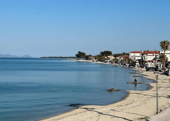 Anemomylos By The Sea *