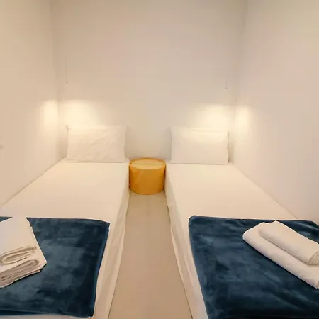 Anemomylos By The Sea *