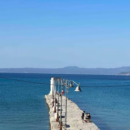 דירה Anemomylos By The Sea